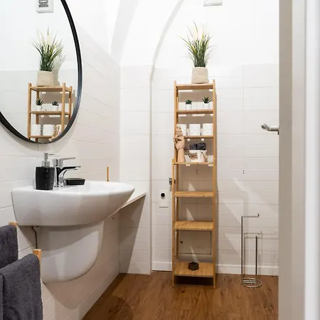 House Visconti Бари